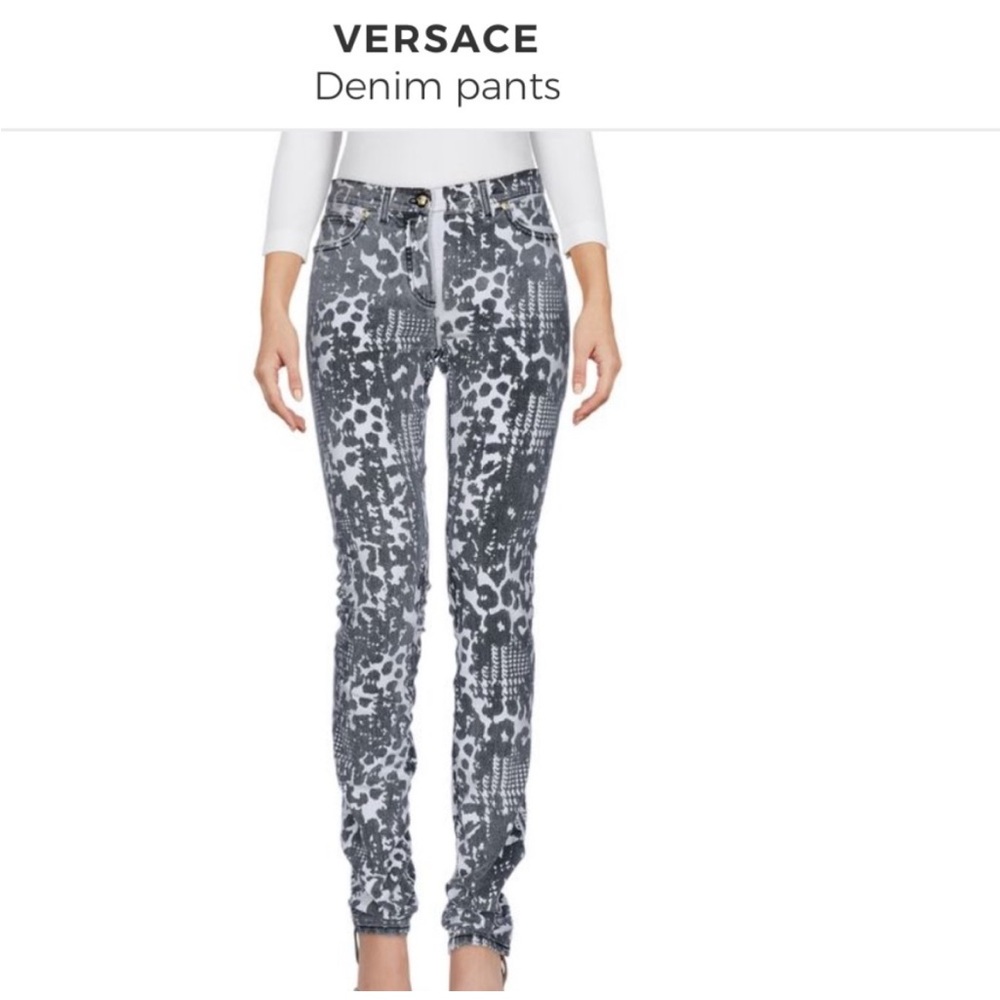 NWOT Versace Medusa Printed jeans